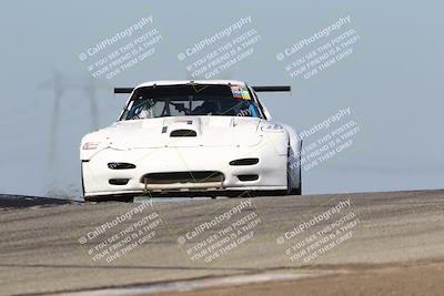 media/Oct-26-2025-CalClub SCCA (Sun) [[8ce1e69566]]/Group 4/Grapevine/